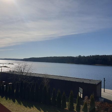 Dom Nad Jeziorem Mikolajki Exterior foto